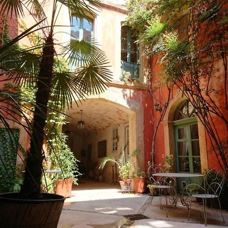 Rue Du Chateau Tarascona Esterno foto